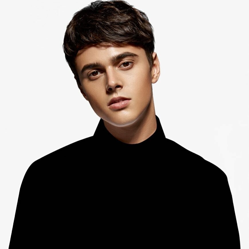 Молодой артист Alekseev