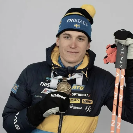 Мартин Понсилуома победил своего товарища в борьбе за Ханну Оберг.