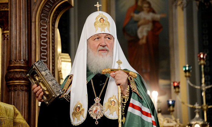 Когда церковь в золоте, а народ в нищете 