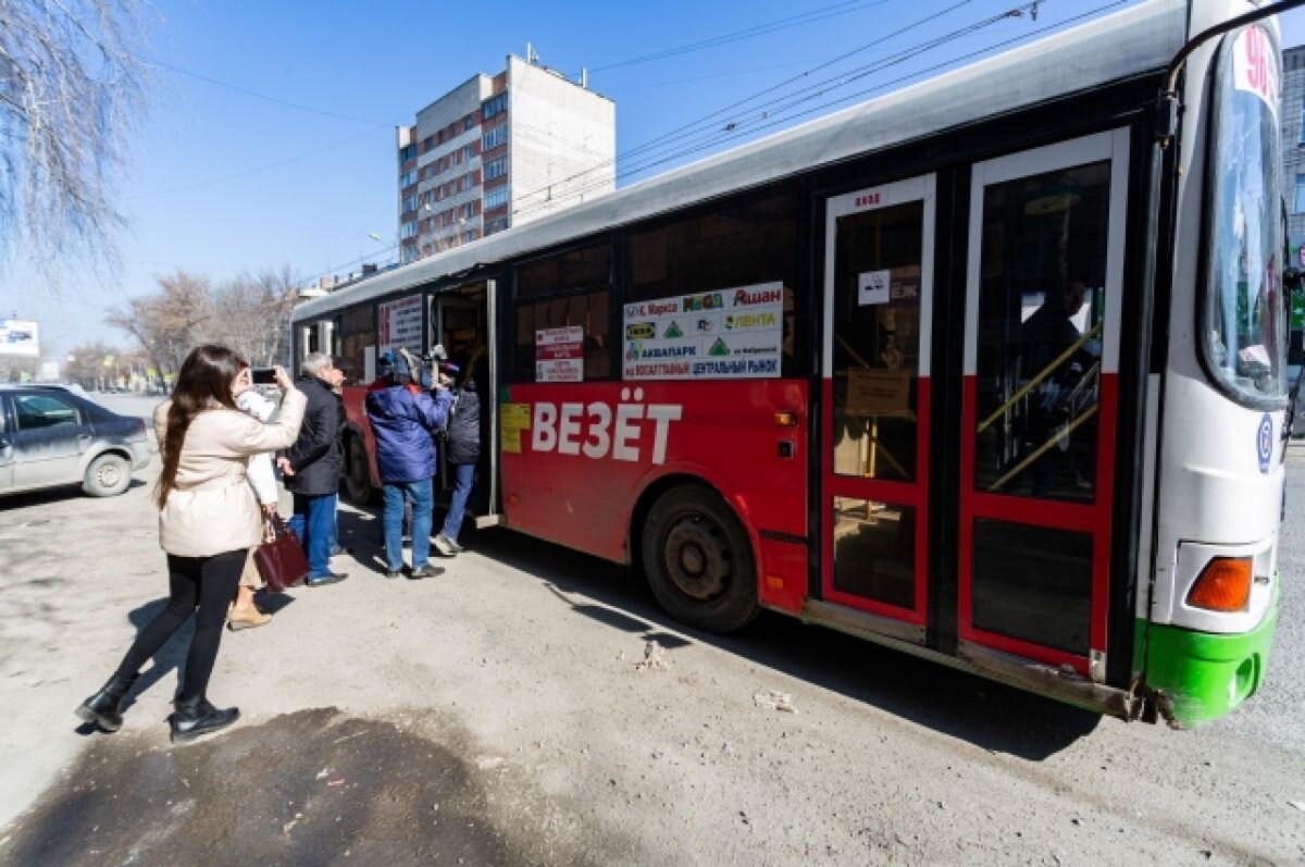    В Новосибирске возник транспортный коллапс после концерта на набережной