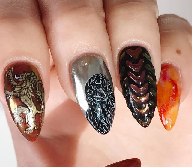 Nail-art в стиле легендарного сериала «Игра Престолов»