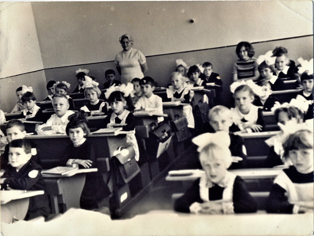 Город Таганрог, школа 20, 1970-е годы. Истории из жизни про детей и школы