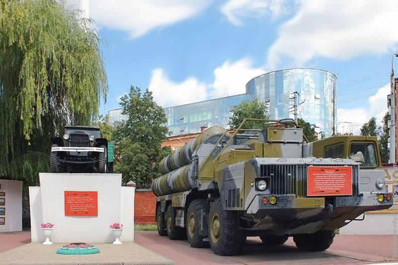 Взято из яндекс картинок, фото из родной части.