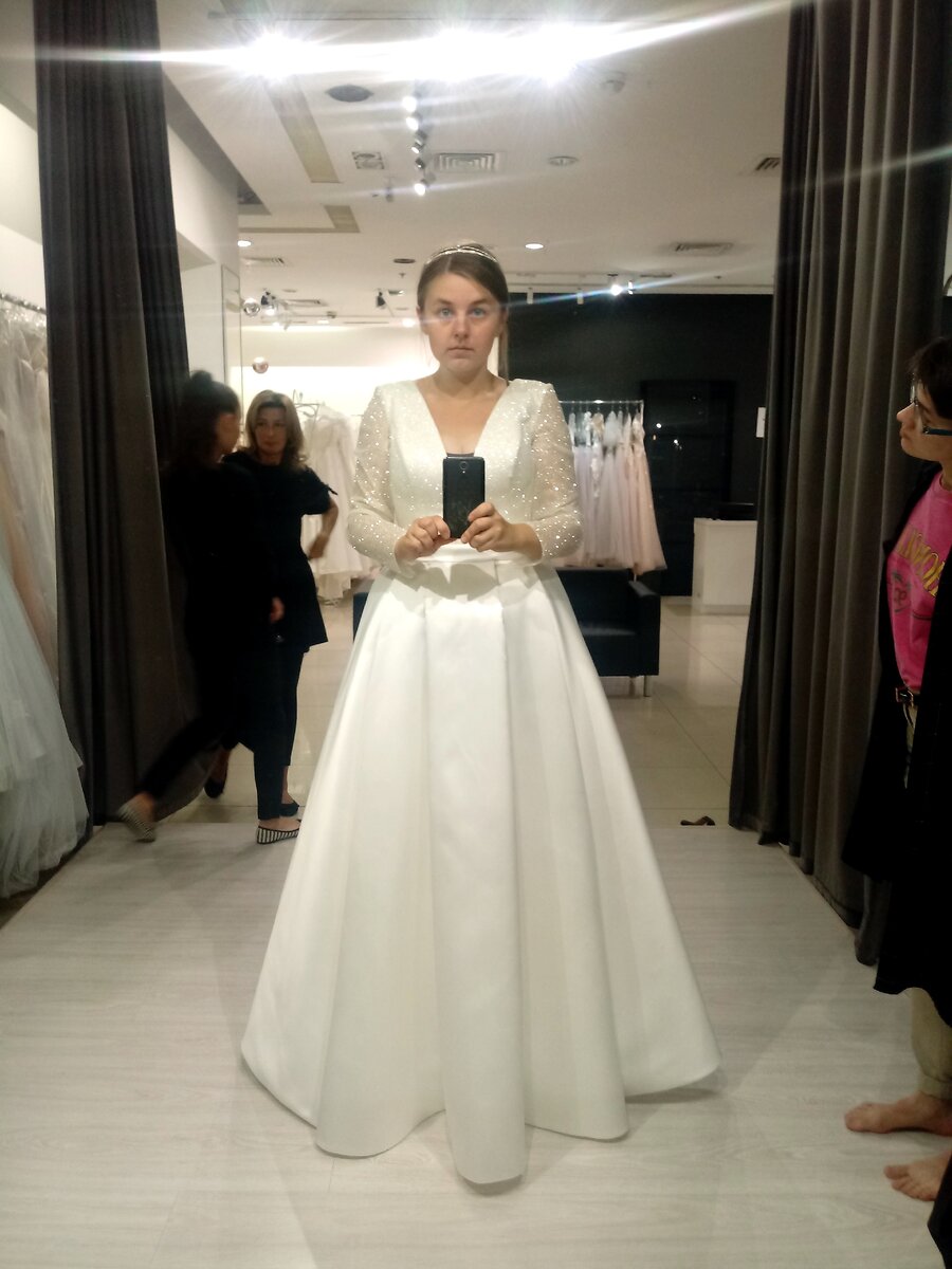 Из серии «Интервенция ложных невест» © Анастасия Макаренко Анна Терешкина (Коммунальная галерея «Егорка»)