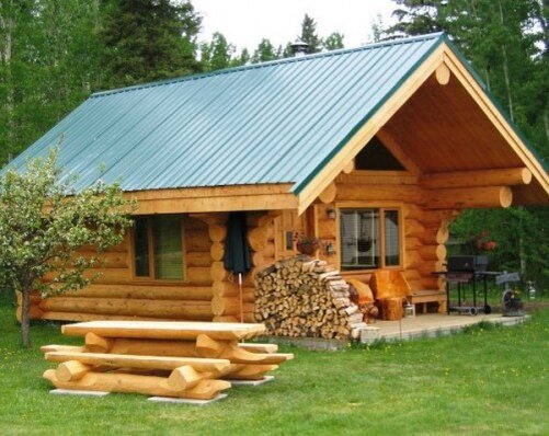 Пожалуй, самый распространённый тип крыши для бани, это двухскатная крыша