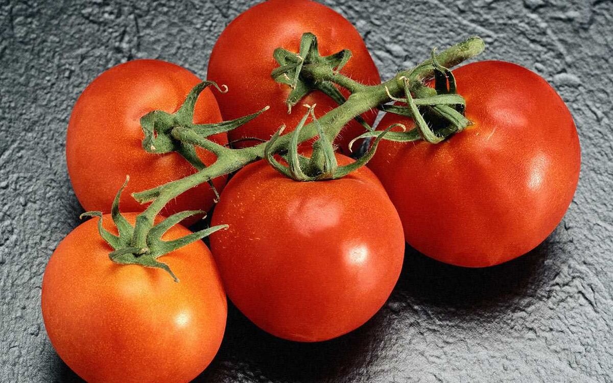 А вы знали что эти продукты, оказывается, нельзя хранить в холодильнике?