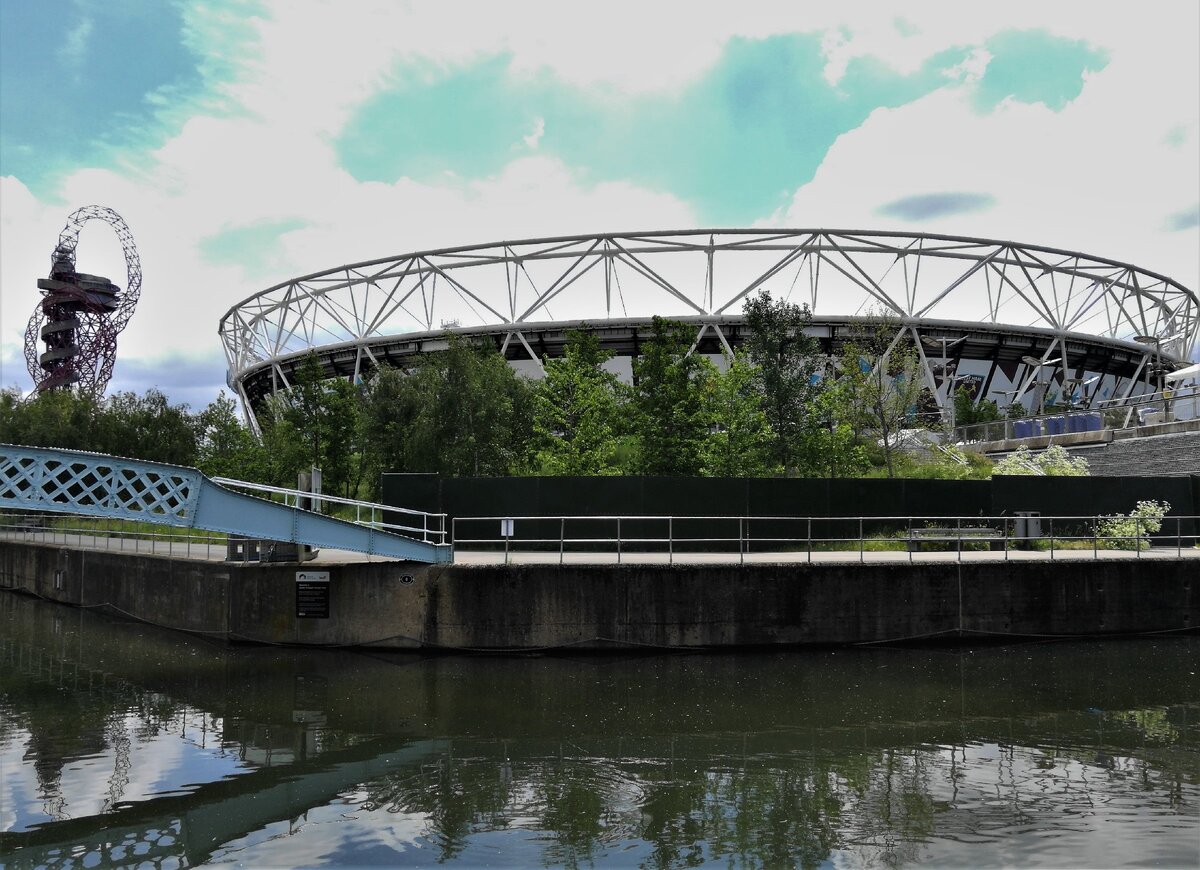 © Олимпийский стадион в Лондоне