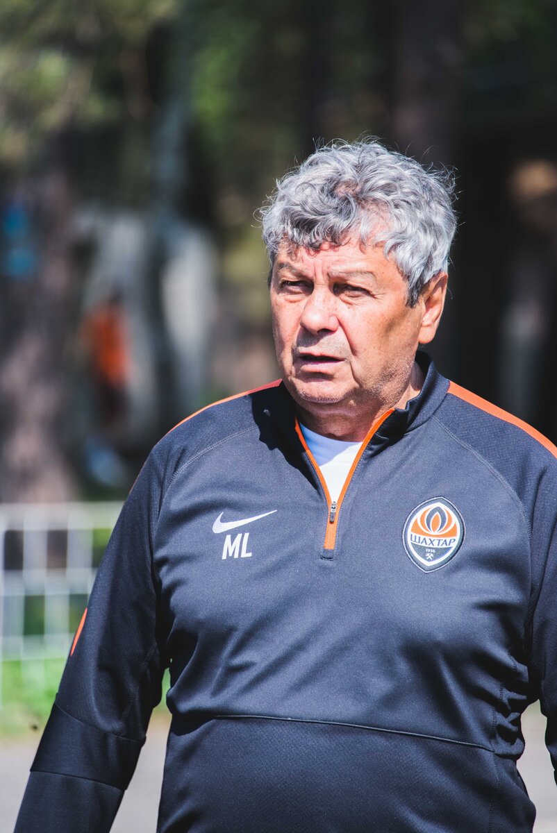 Игор йовичевич. Йовичевич тренер шахтера. Шахтер тренер футбол. Тренерский штаб шахтера. Тренер шахтера.