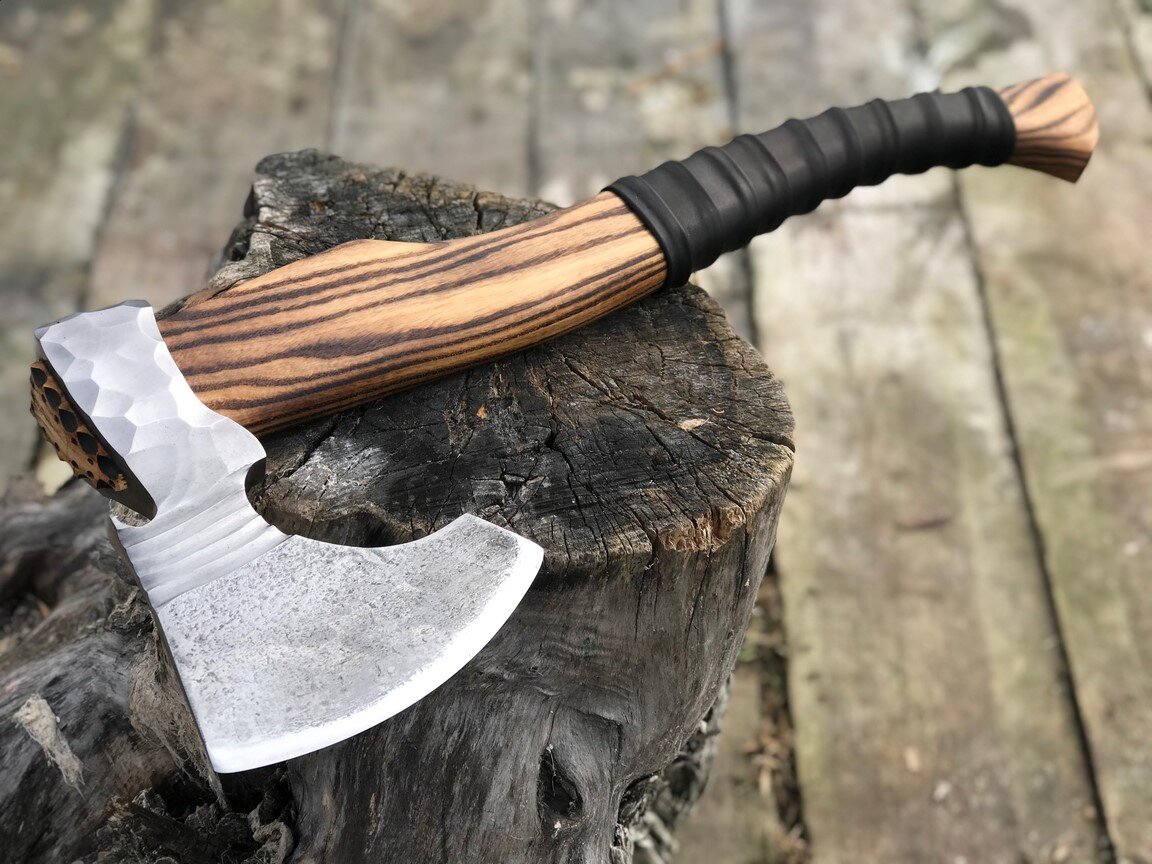 Топор "Кедр"