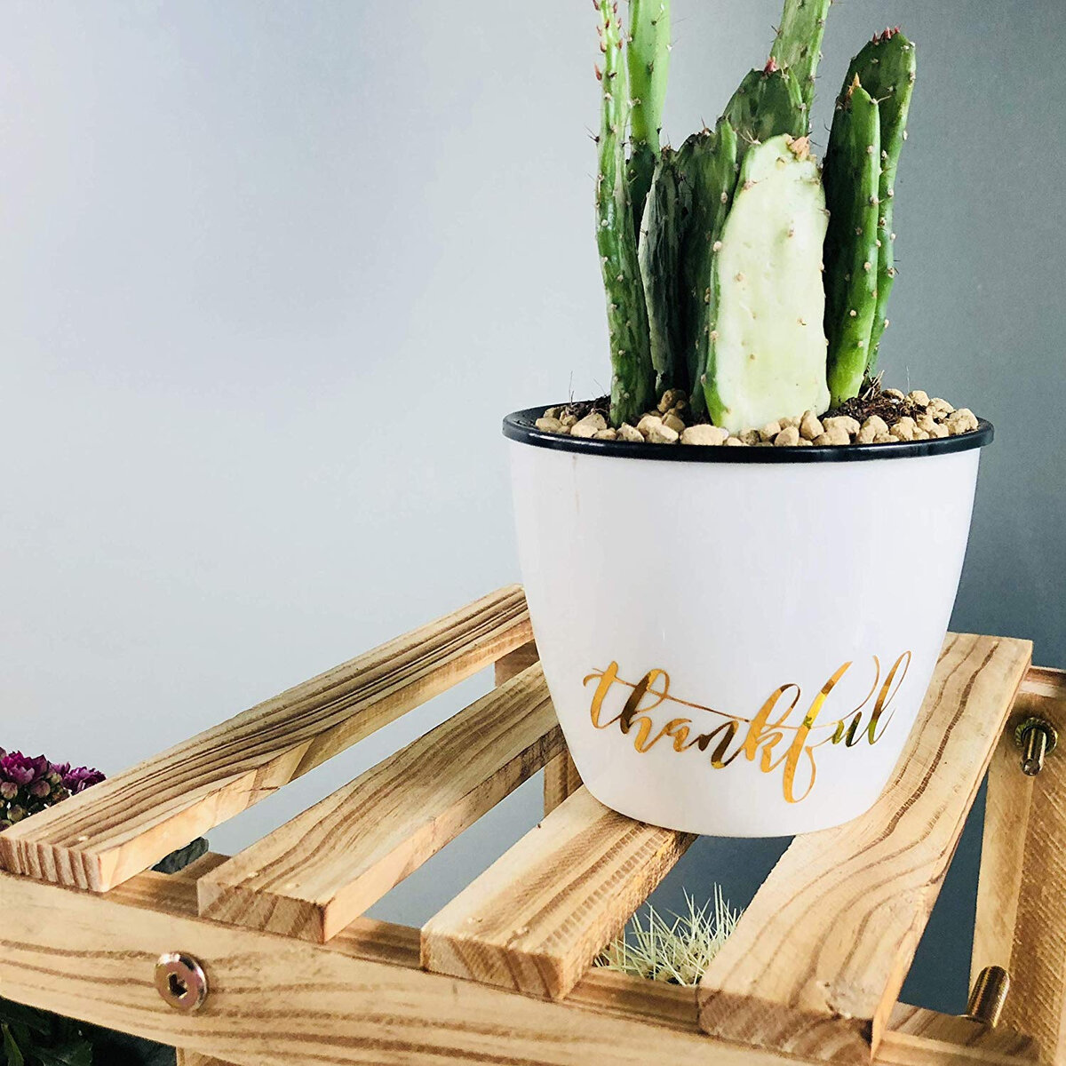 Горшок с декором из виниловой пленки