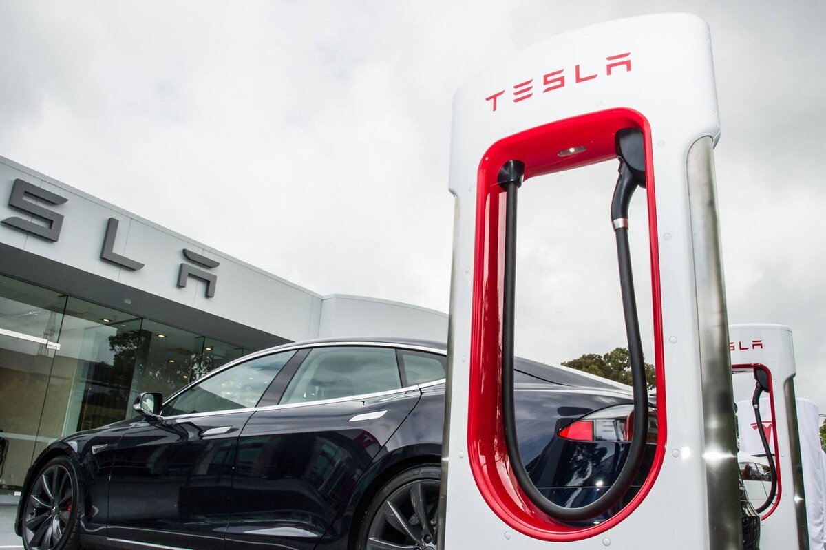 Станции подзарядки компании Тесла – Tesla Supercharger