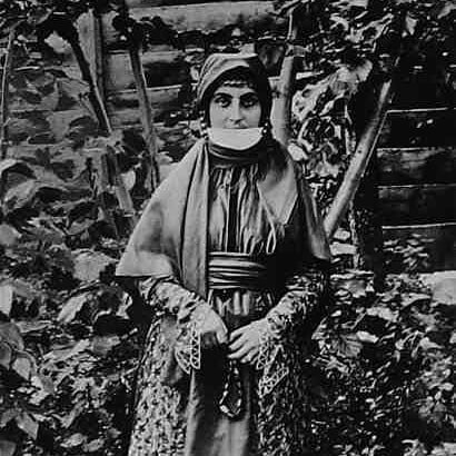 Арцахская женщина начало 20 в.