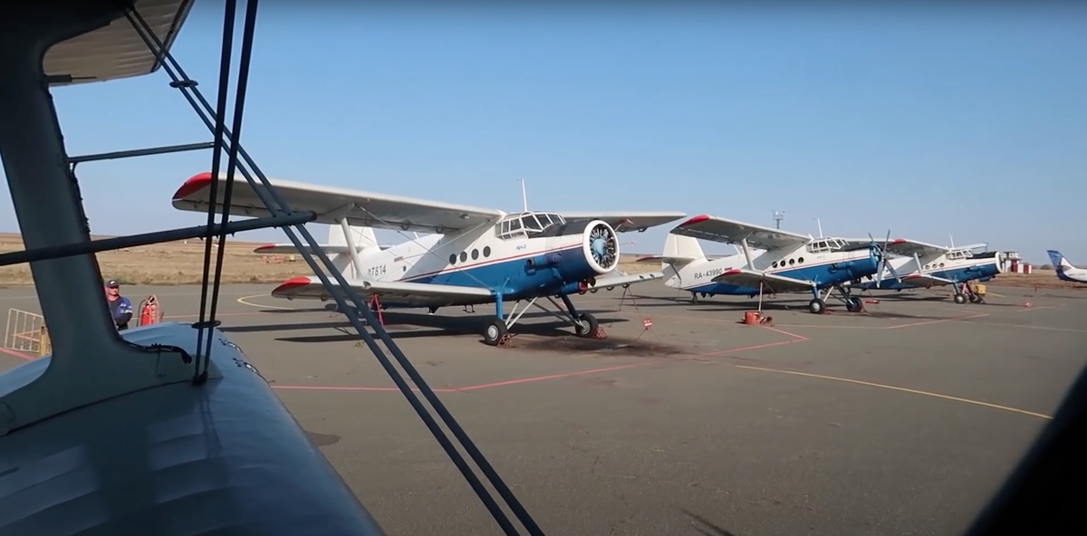 3 оренбургских кукурузника Ан-2 (фото из четвертого:))