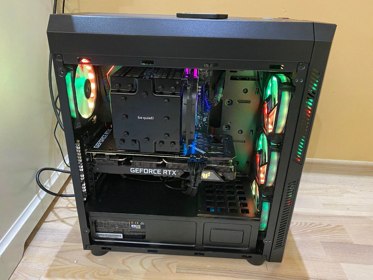 Сразу видно, что кулер огромный