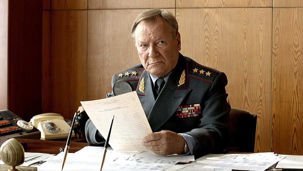 Шарапов в фильме "Следователь Тихонов"