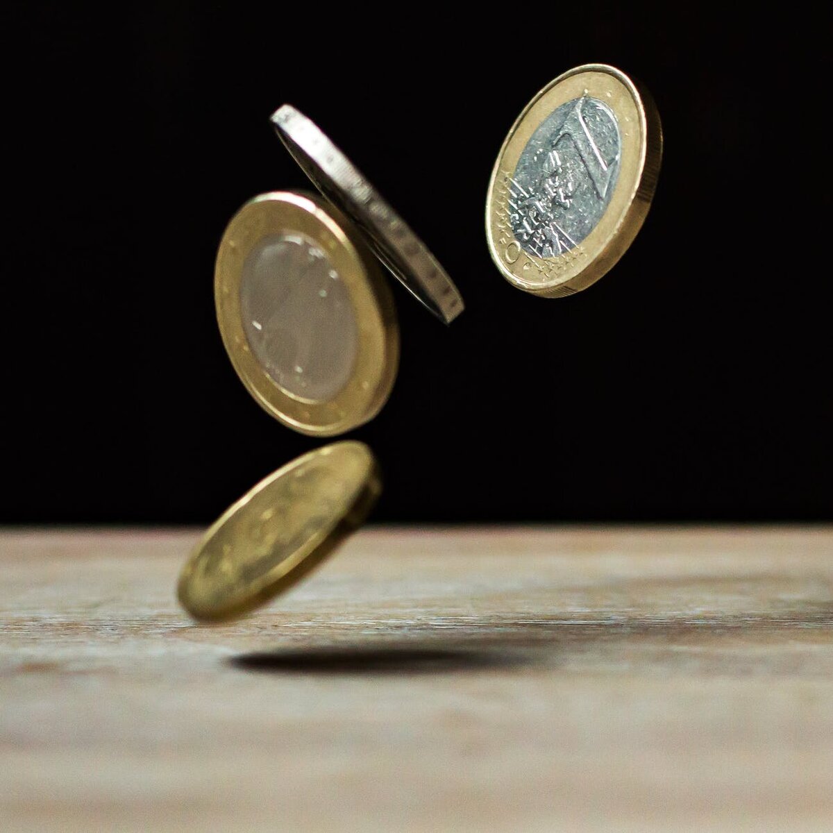 Обложка. Источник: https://www.pexels.com/ru-ru/photo/210600/