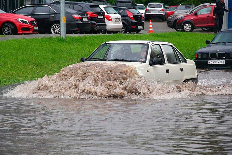 движение вперед - не самый лучший вариант в данной ситуации