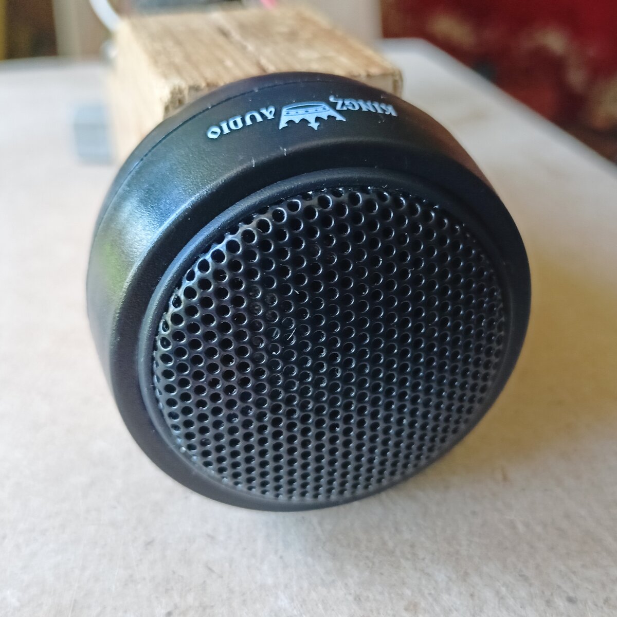 Подопытный Kingz Audio krz-15