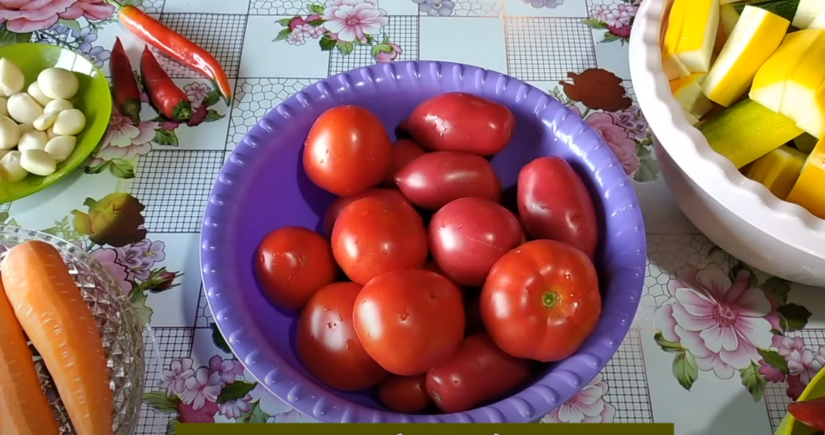 Аджика из кабачков, помидоров, моркови, сладкого перца и чеснока «Петушковская»