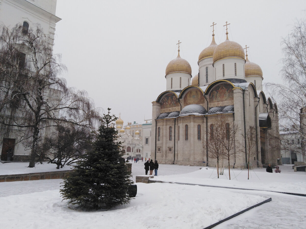 Успенский собор Московского Кремля. Фотография автора