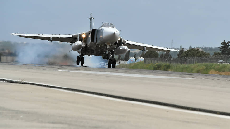 Фото: Анатолий Жданов / Коммерсантъ📷Су-24