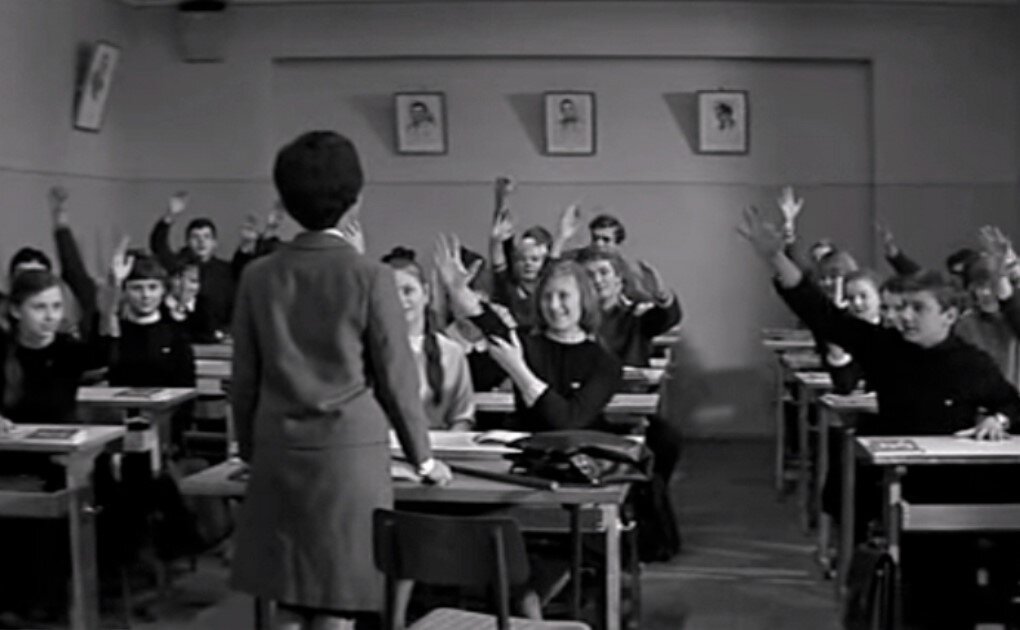 Кадр из фильма "Доживём до понедельника"