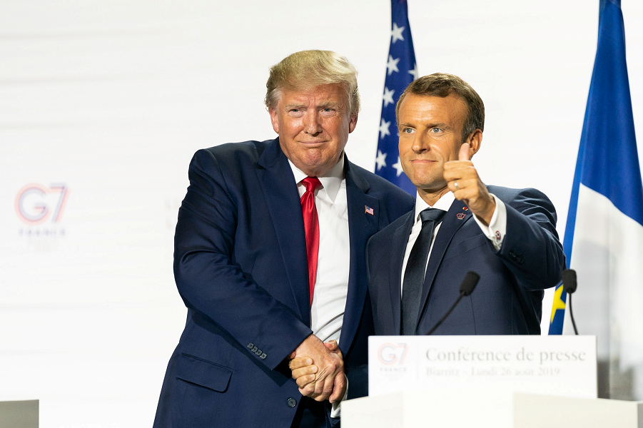 Трамп и Макрон на саммите Большой  Семерки во Франции
