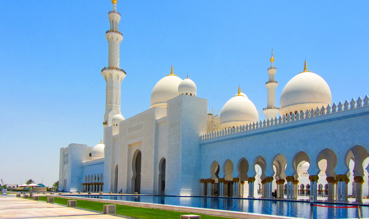 ВЕЛИКАЯ МЕЧЕТЬ ШЕЙХА ЗАИДА