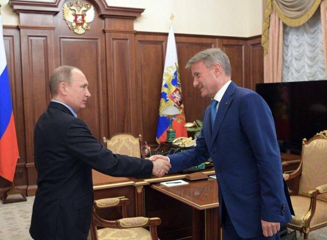 Президент рекомендовал банкам активнее включаться в госпрограммы. Фото: spichky.ru 