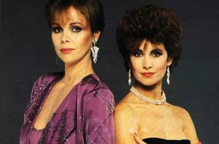 На фото Пета справа. www.pinterest.com