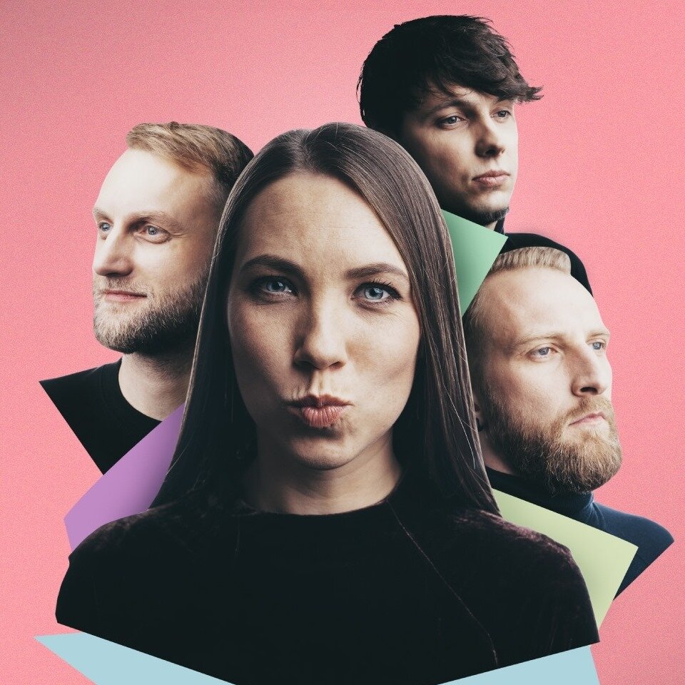 Фото группы из официальной страницы в Facebook