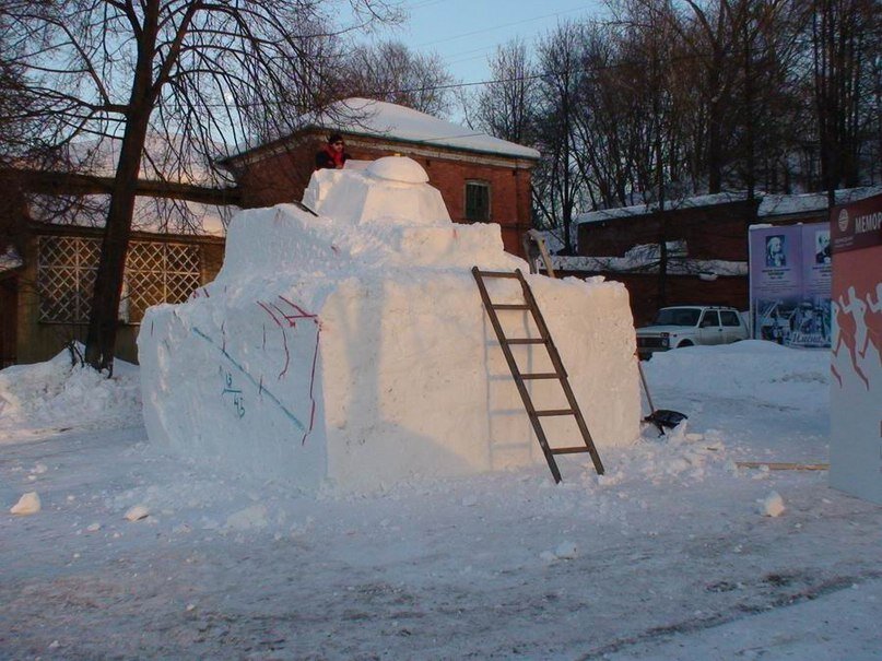 Резать начинаем с макушки