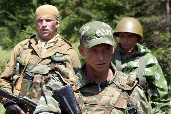 Роман Курцын в сериале "Стреляющие горы" 2011 год