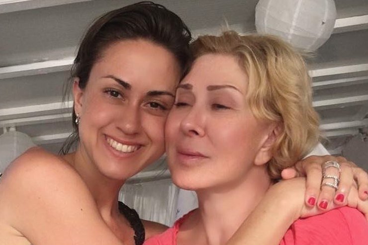 Любовь успенская и ее родная дочь Татьяна Плаксина.