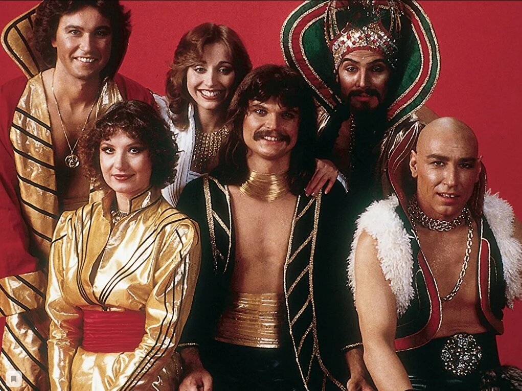 Как Малинин смог оказаться в компании диких фриков