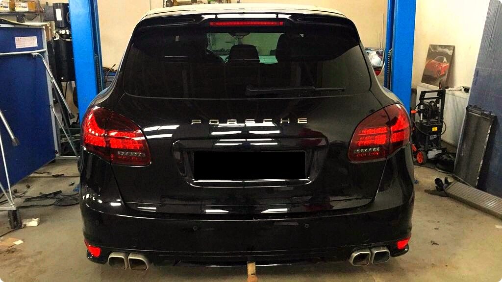 Порше кайен как снять задний фонарь - 80 фото