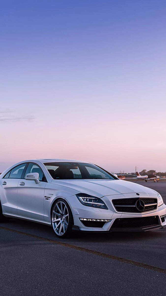 Mercedes Benz (akspic.ru)