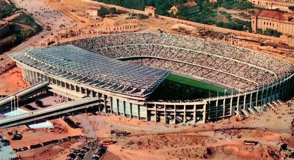 Развитие стадиона
