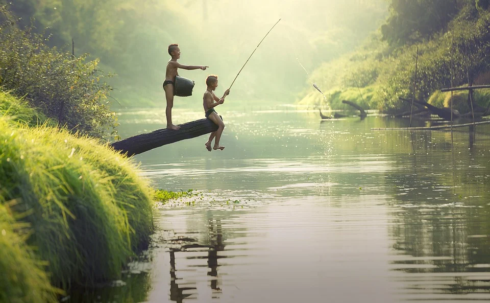https://pixabay.com/photos/children-asia-boys-cambodia-1822590/