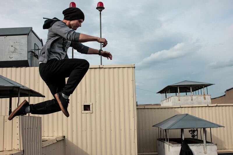 Кадр со съемок сериала «Черная лестница»