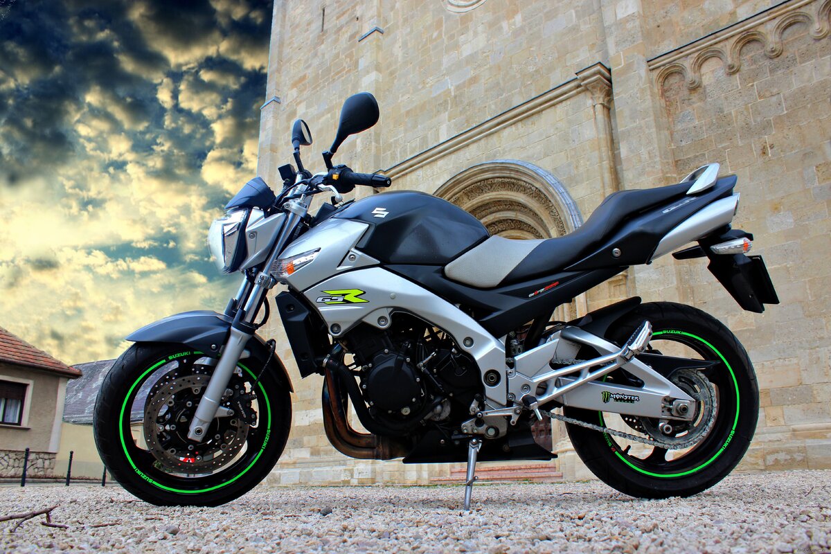  «98л.с., 183 кг, 16,5 л»