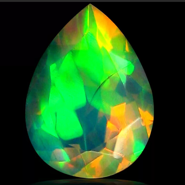 Радужный самоцвет. Радужный камень. Прозрачный камень Радуга. Зеленый опал. Радужный камень название.