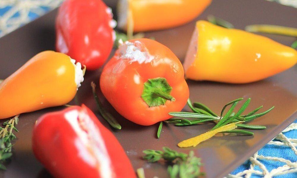 Закуска «Перчики с начинкой»