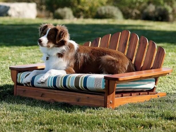Матрас в форме дивана для крупной собаки