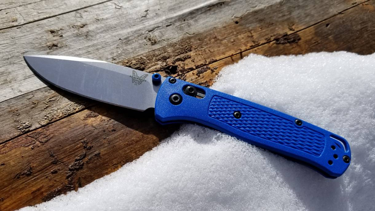 Лучший нож на каждый день. Нож Benchmade 535 Bugout. Benchmade 535. Benchmade Bugout 535 Титан. Нож складной Benchmade Bugout.