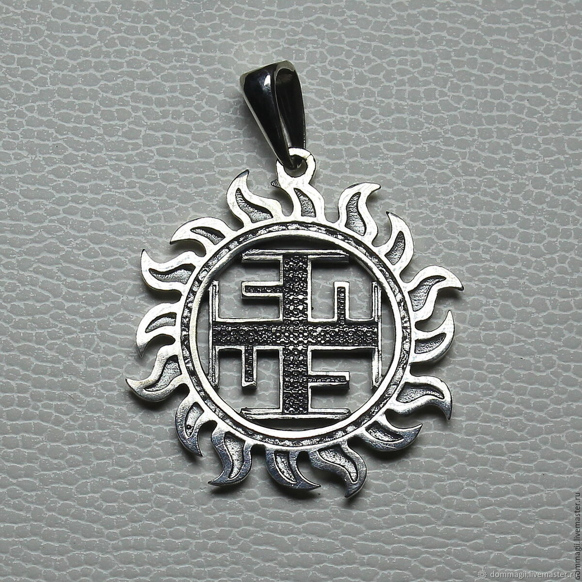 Славянский оберег солард. Славянские обереги белобог. Крест велеса славянский символ. Амулеты славянские солнцеворот. Славянский символ 24 года.