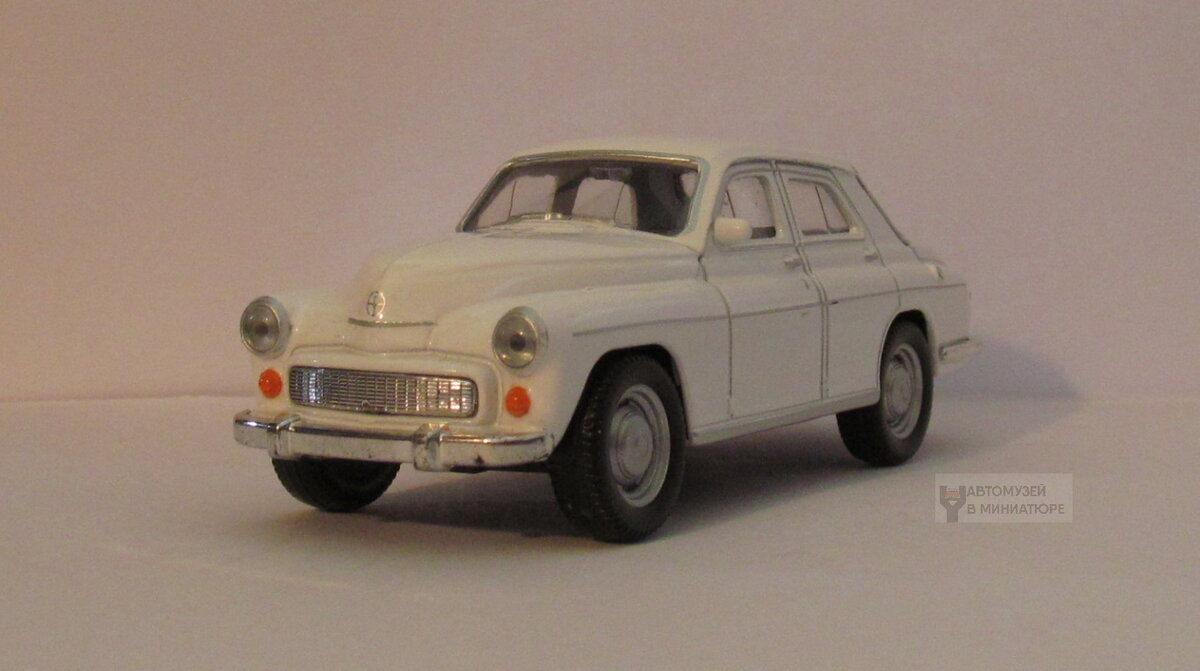 Варшава-223 (Welly) из коллекции автора