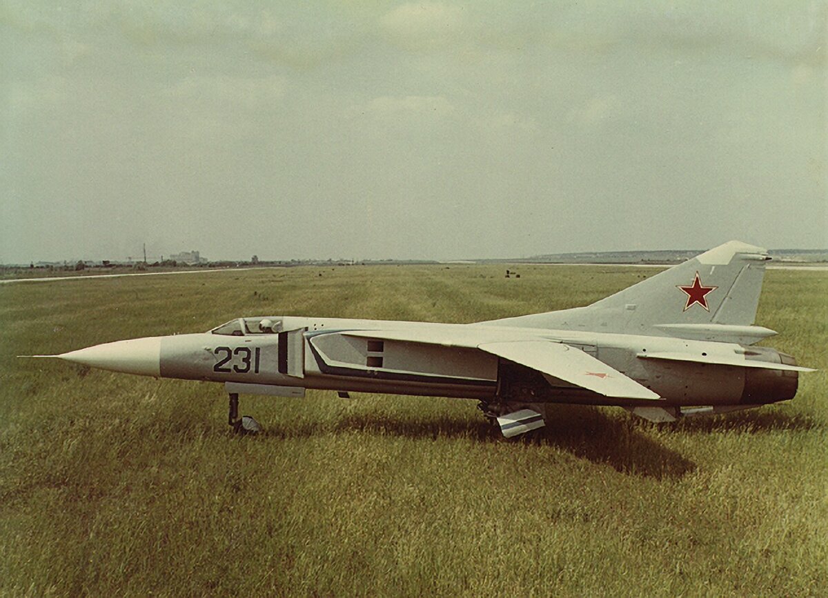 Прототип 23. Миг-23б прототип фото.