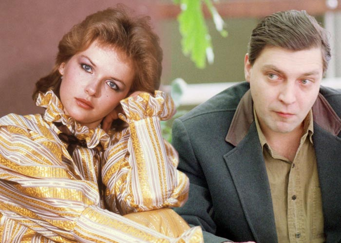Как сложилась судьба скандального журналиста 90-х Александра Невзорова ведущего программы 