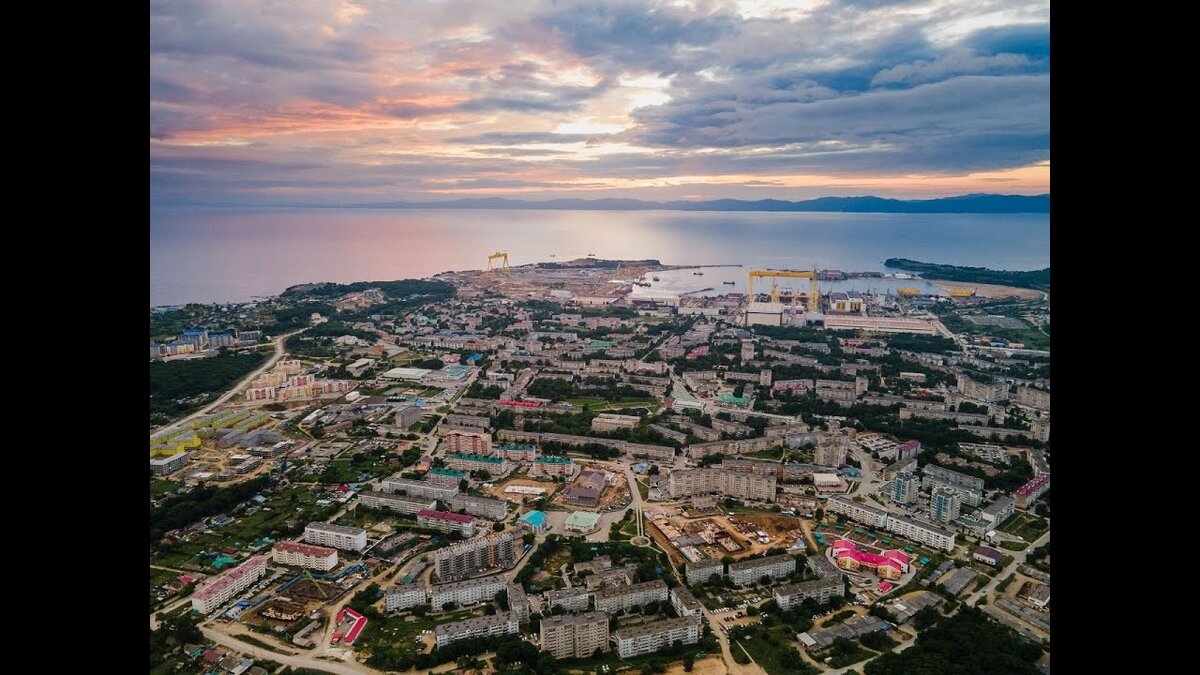 Достопримечательности России. Приморский край. Большой камень. Фото из открытых источников.